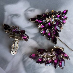 JULIANA D&E Vintage Rhinestone Demi Parure Brooch & Earring Set Amethyst